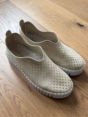 Ilse Jacobsen Tulip Platform Sneaker Shoe - Size 36 - Kit Beige - EUC